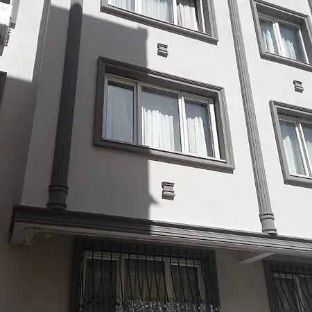 2 Eme Etage Ortakoey No 4 Apartamento Estambul